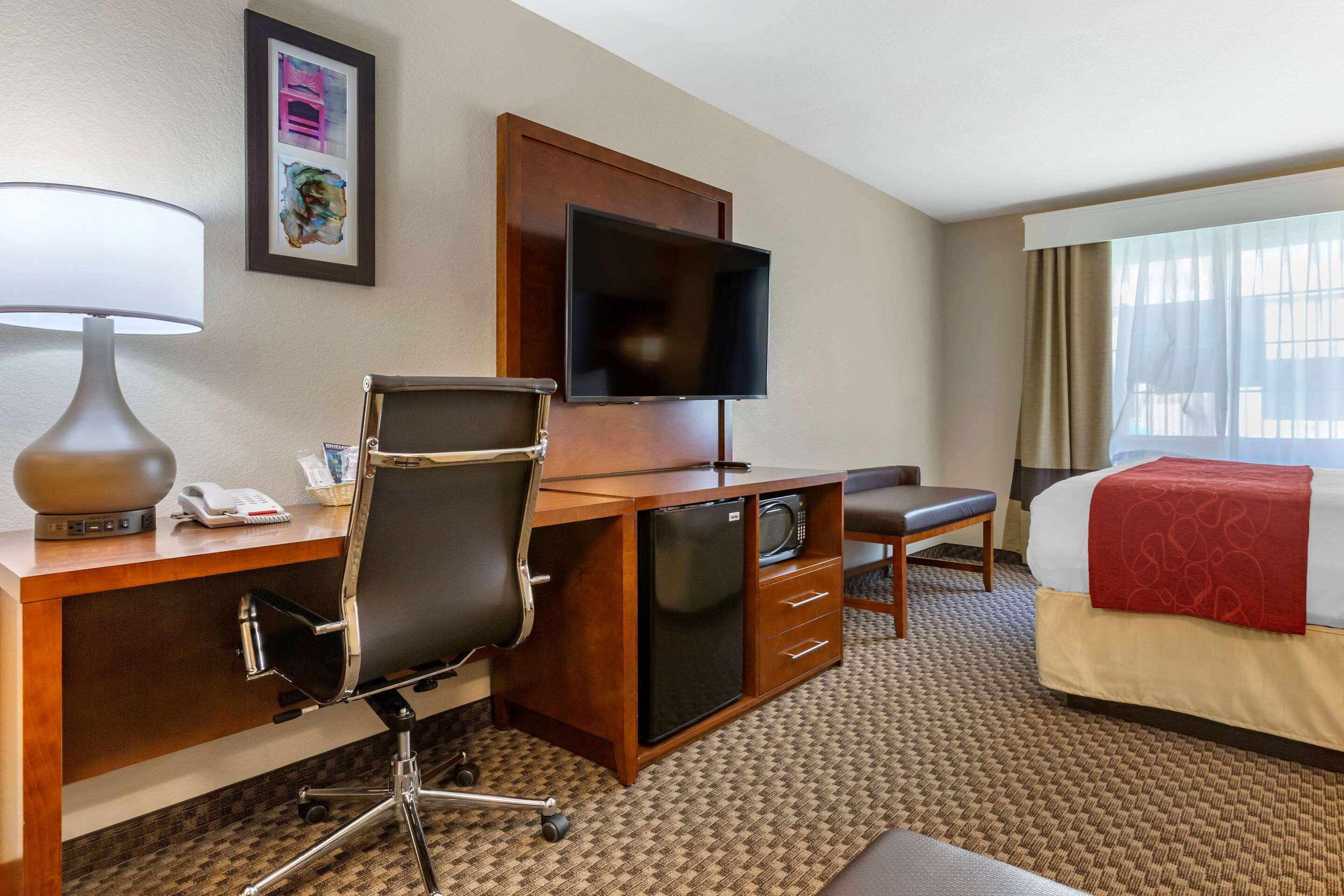 Comfort Suites Phoenix Airport Tempe Luaran gambar